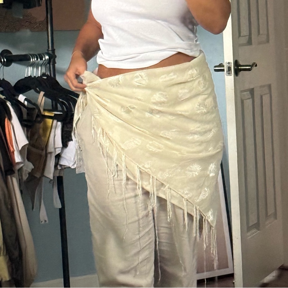 Elegant Cream Embroidered Fringe Wrap Scarf